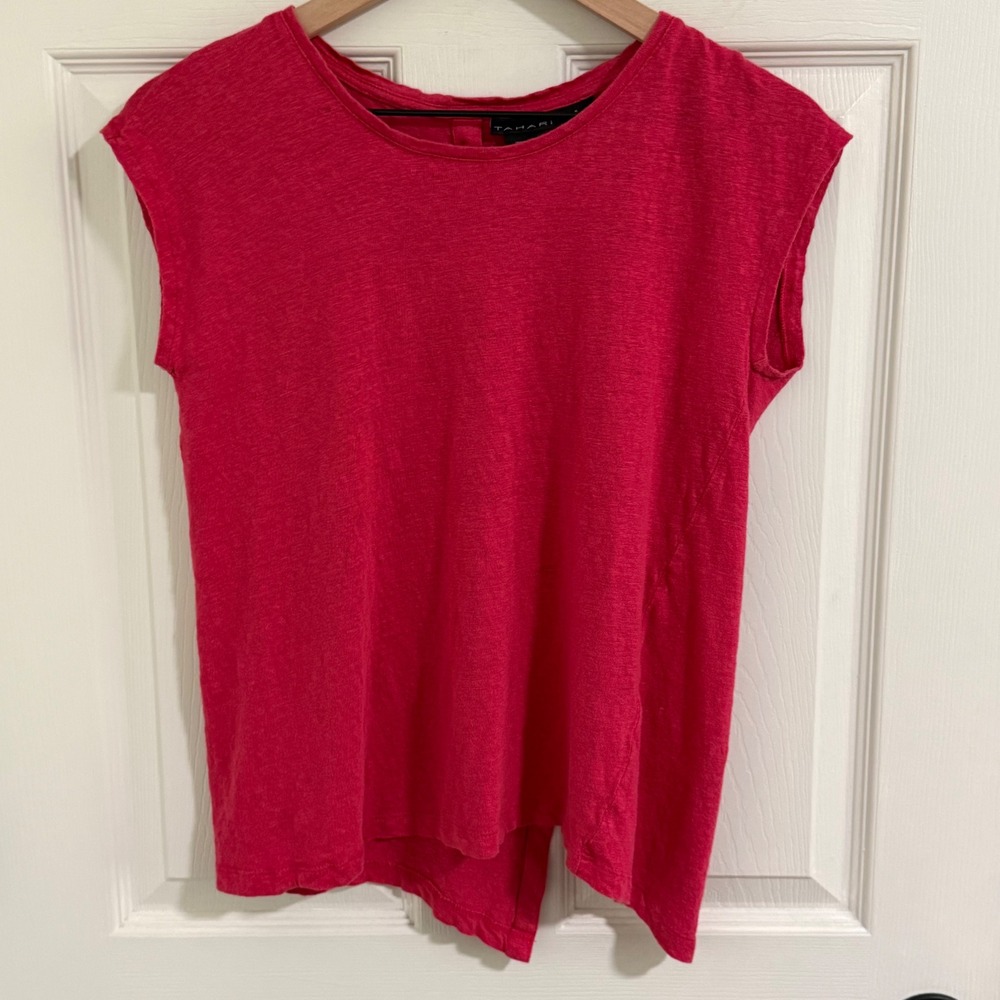 Tahari 100% Linen Top Womens Small Red Asymmetrical Lightweight Coastal Summer